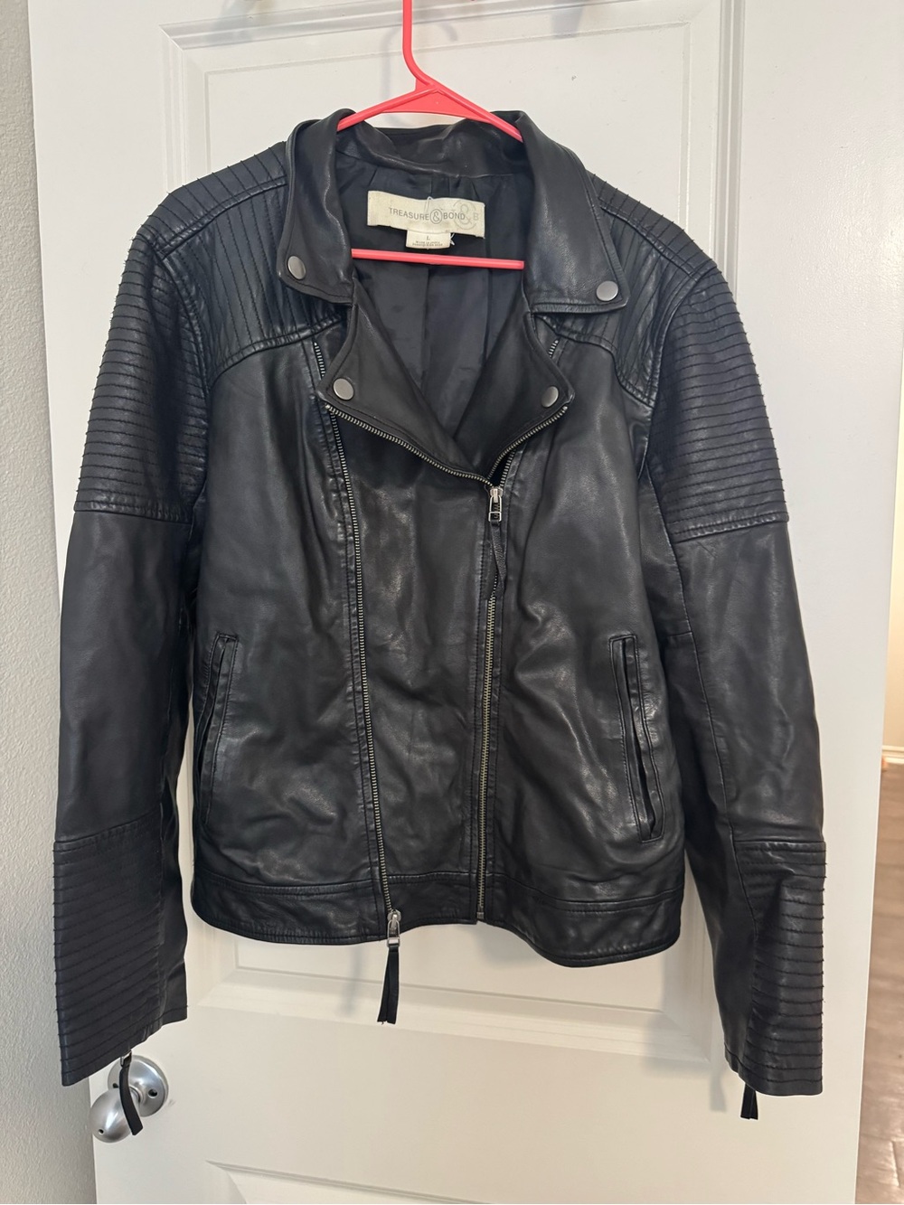 Treasure & Bond Black Quilted-Shoulder Leather Moto Jacket